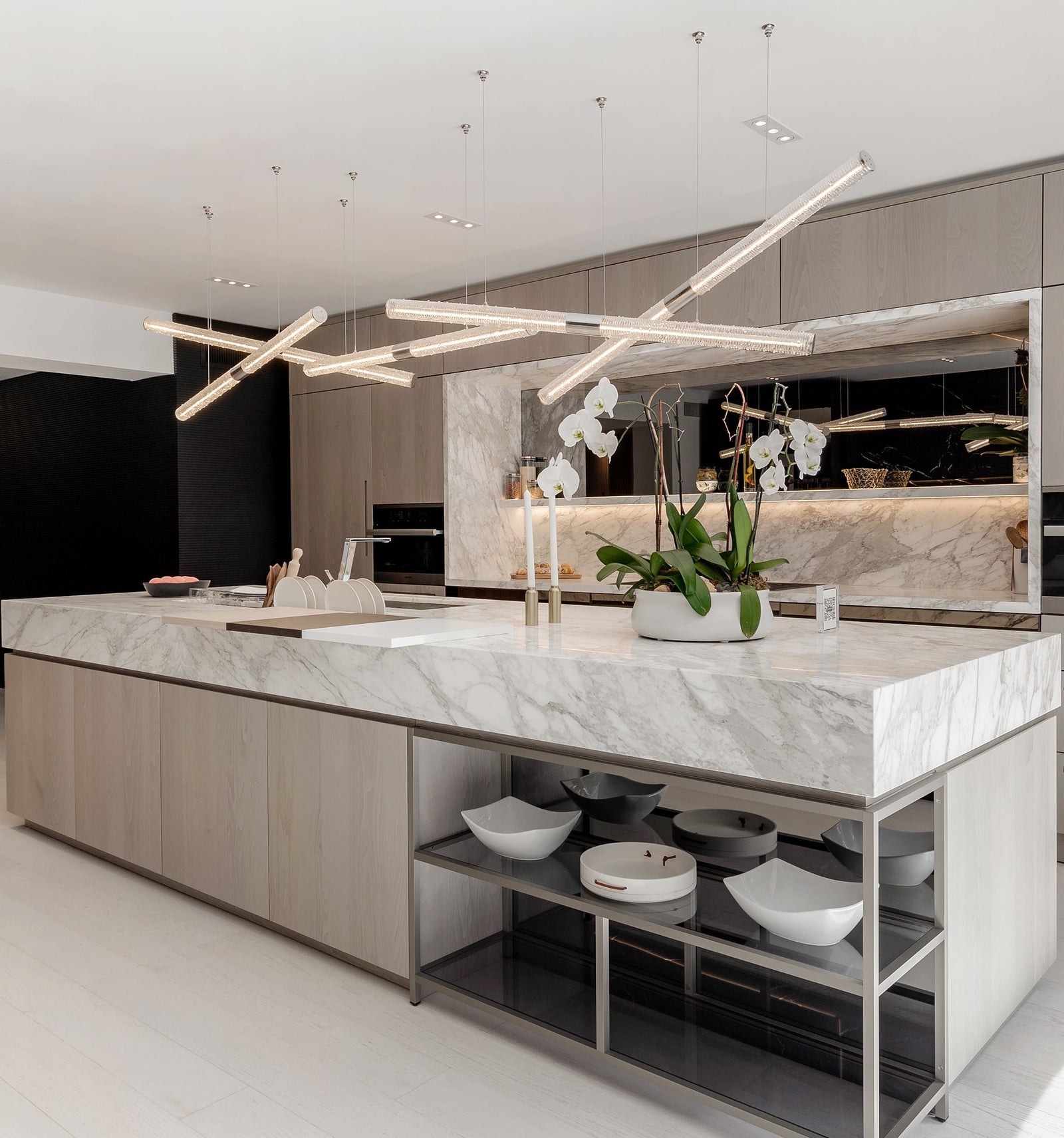 Lighting as the Focal Point: Designing a Room Around a Statement Fixture