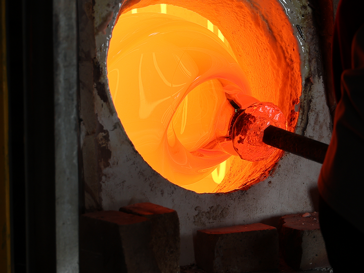 Inside the Studio: How a Hand-Blown Glass Chandelier Is Made, Step by Step