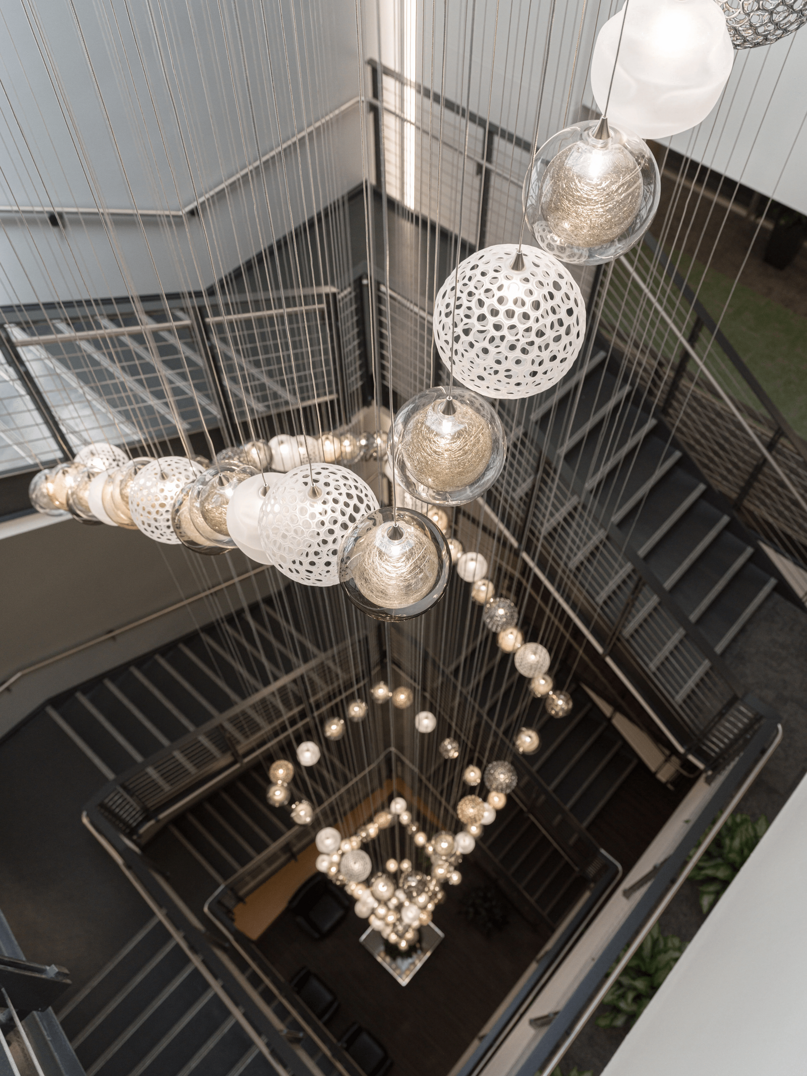 Lighting for Transitional Homes: Bridging Classic and Contemporary